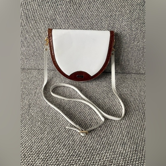 Gianni Firenze- Elegant White and Brown Crossbody Bag with Minimalist Design - Picture 1 of 16